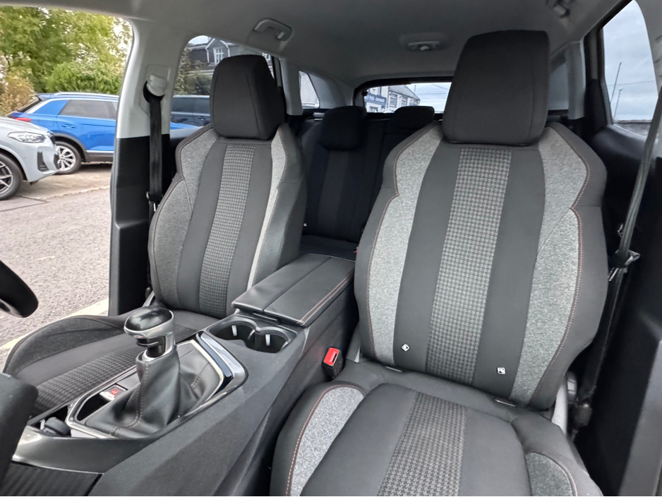 2017 Peugeot 3008 ACTIVE 1.6 BLUE HDI 120 4 4DR €17,950