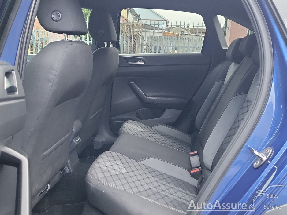 2022 Volkswagen Taigo - image 14