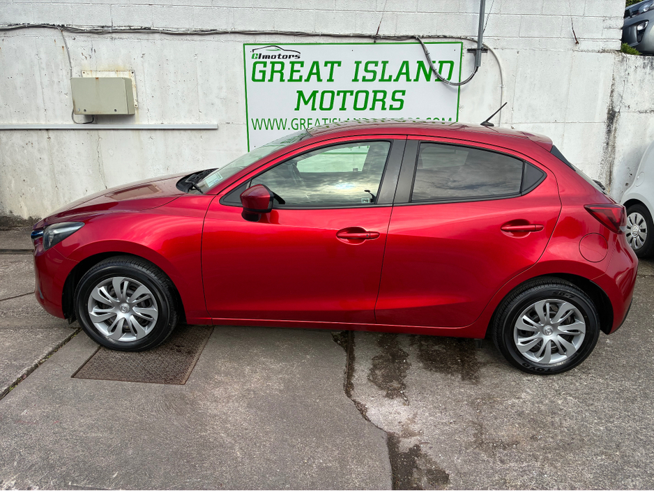 2015 Mazda Demio - image 5