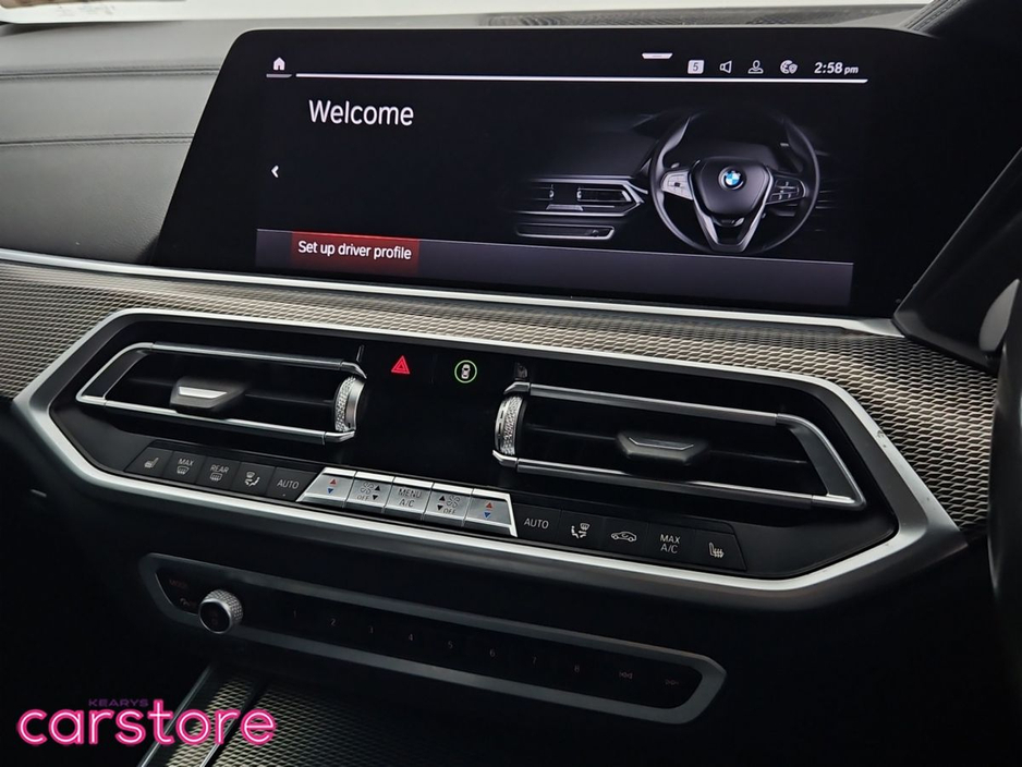 2020 BMW X5 xDrive30d M Sport €59,800