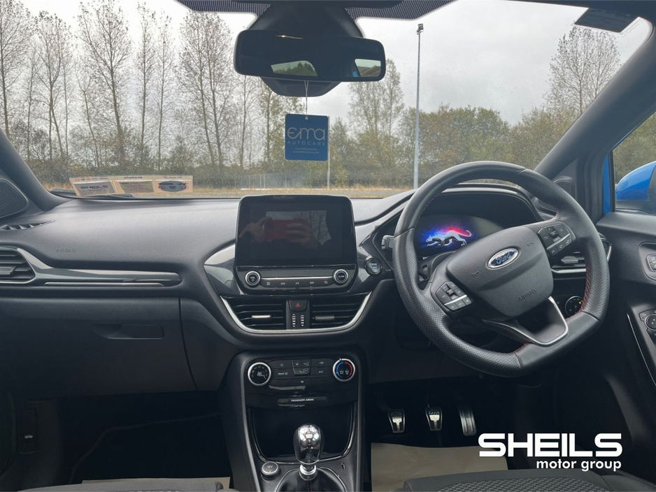 2021 Ford Puma - image 3