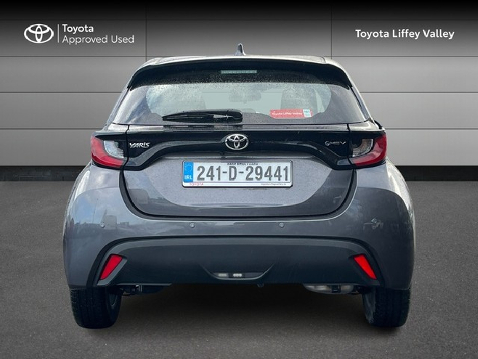 2024 Toyota Yaris YARIS HYBRID 1.5 LUNA €25,950