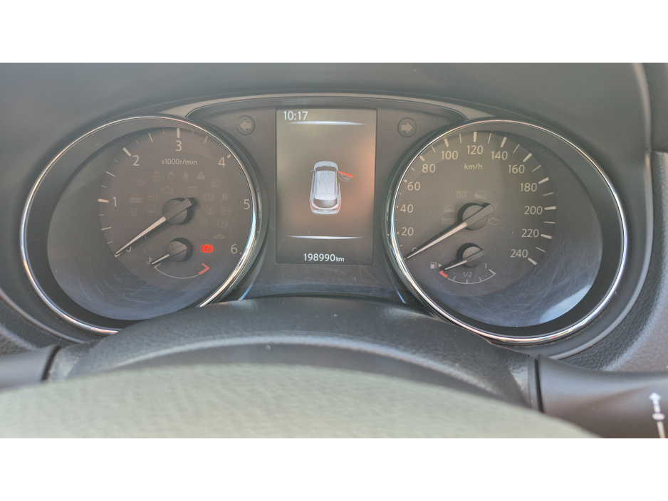 2015 Nissan Qashqai - image 14