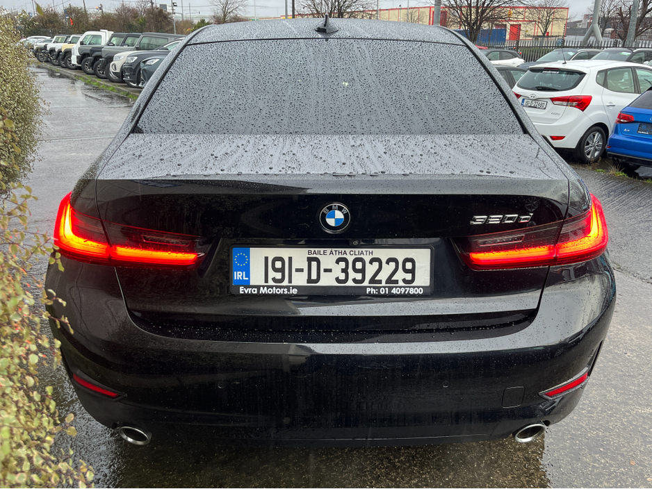 2019 BMW 3 Series 320D SPORT AUTOMATIC 2.0 DIESEL //REVERSE CAMERA//FULL LEATHER HEATED SEATS//CARPLAY// €26,950