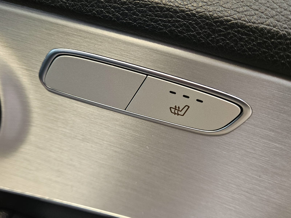 2016 Mercedes-Benz C Class - image 11