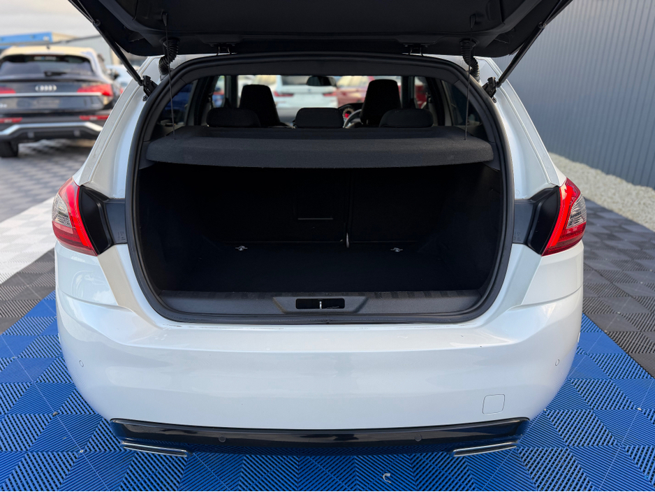 2019 Peugeot 308 - image 27