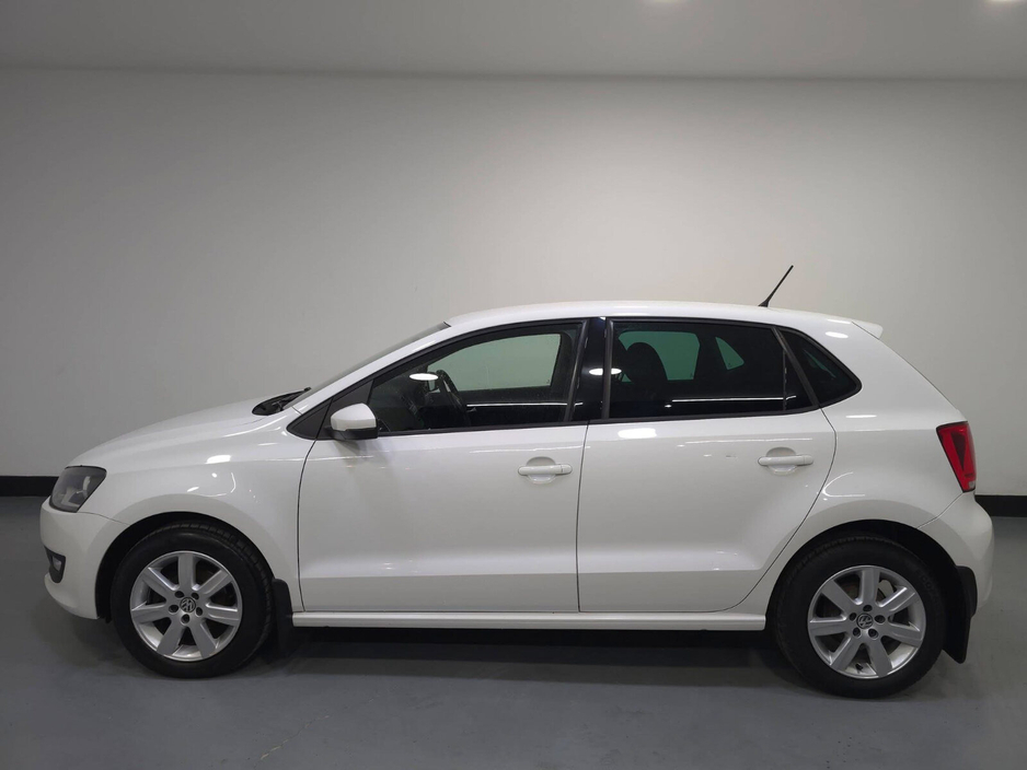 2013 Volkswagen Polo  €8,950