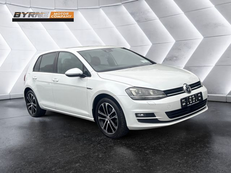 2015 Volkswagen Golf - image 7