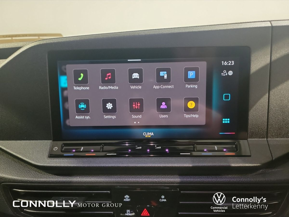 2026 Volkswagen Caddy - image 10