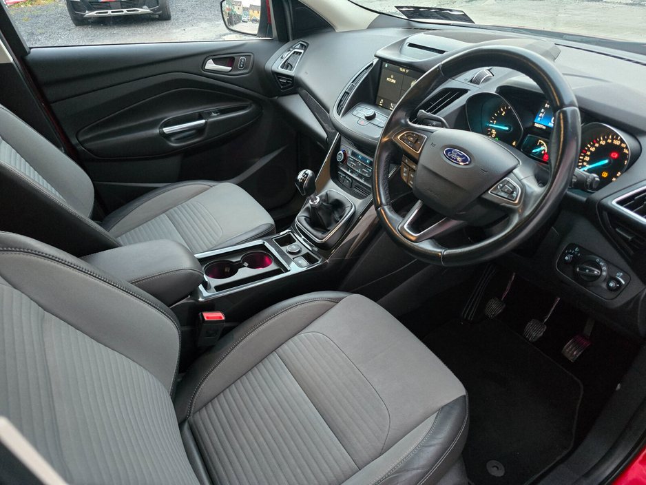 2017 Ford Kuga 2.0TDCI 150PS Titanium €13,950