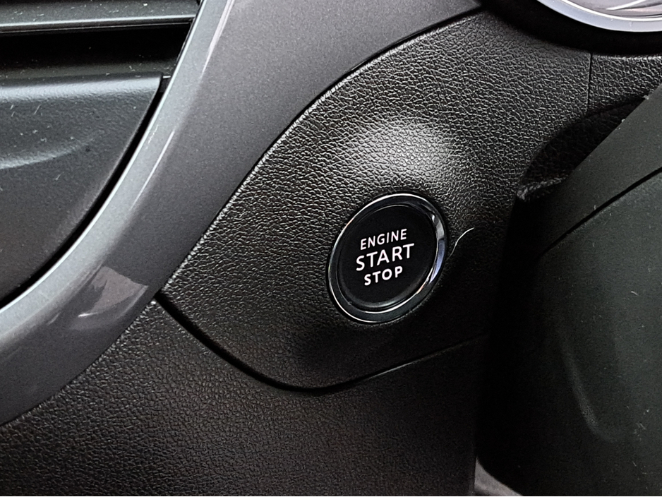 2023 Opel Crossland ULTIMATE 1.2TURBO 110BHP **LEATHER/SUEDE INTERIOR** €21,950