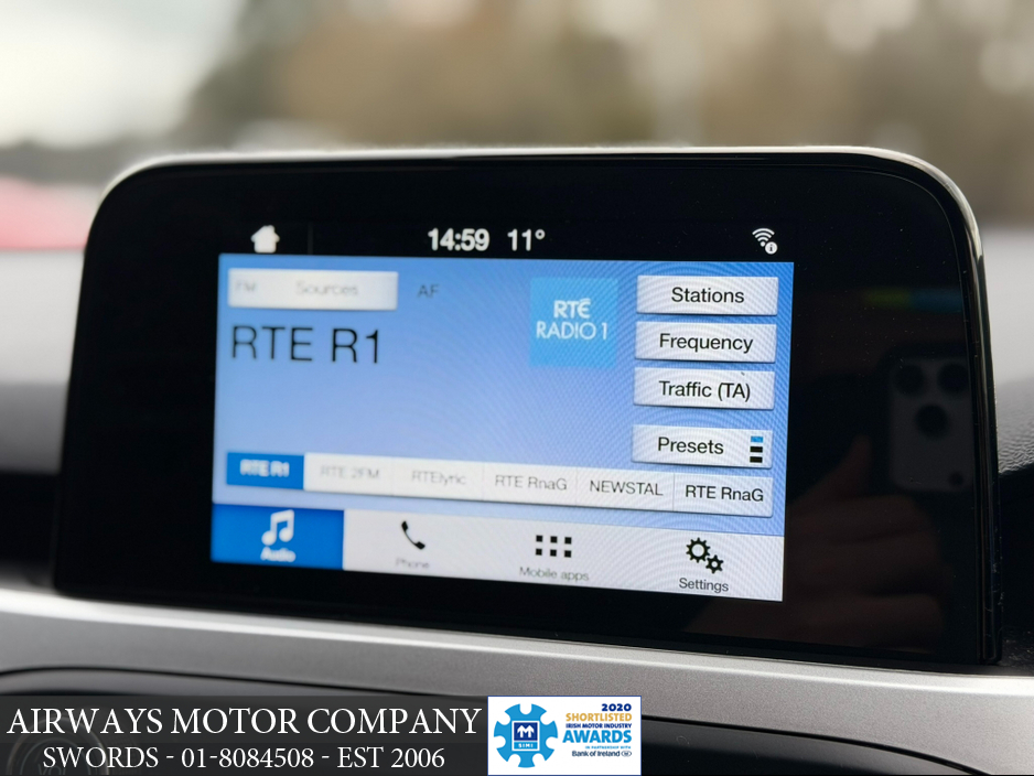 2019 Ford Focus - image 6