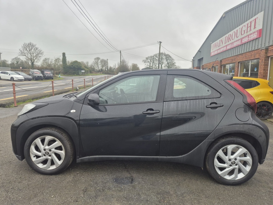 2023 Toyota Aygo X - image 2