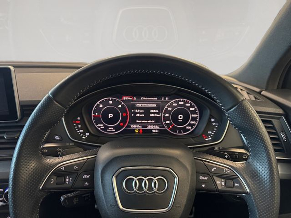 2020 Audi Q5 - image 13