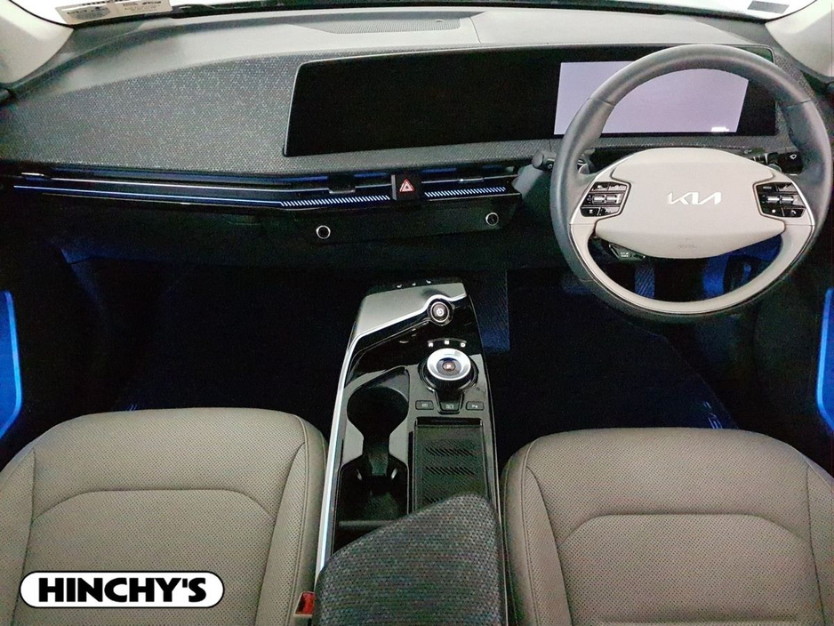 2022 Kia EV6 - image 2
