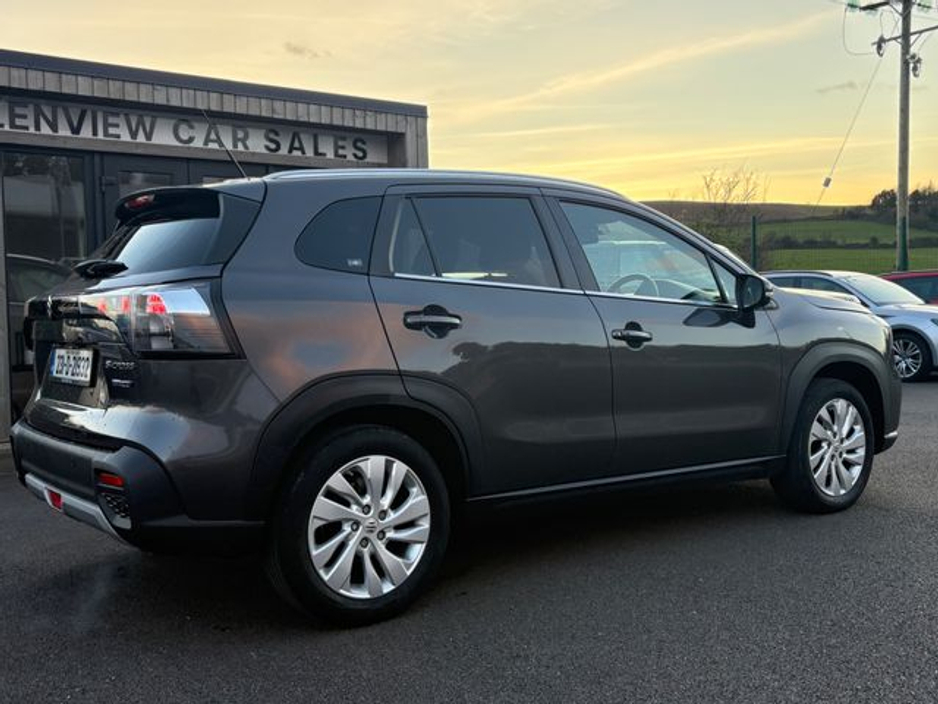 2023 Suzuki SX4 - image 8