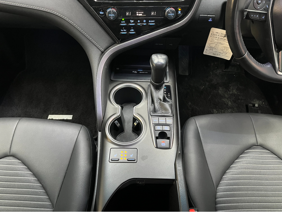 2021 Toyota Camry €27950 2021 TOYOTA CAMRY WS 2.5 AUTOMATIC / CRUISE CONTROL / 360° PARKING CAMERA / ELECTRIC HEATED SEATS / PADDLE SHIFTERS AND MORE €27,950