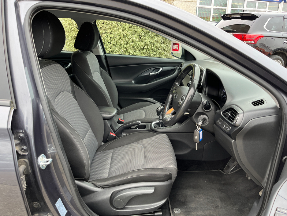 2019 Hyundai i30 - image 10