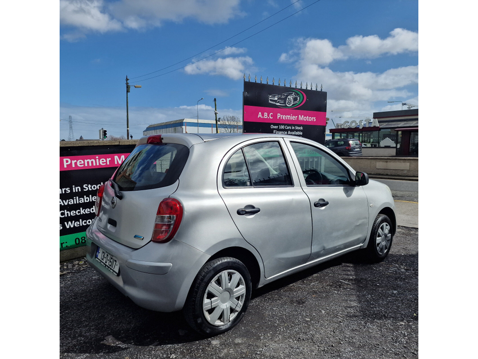 2013 Nissan Micra - image 3
