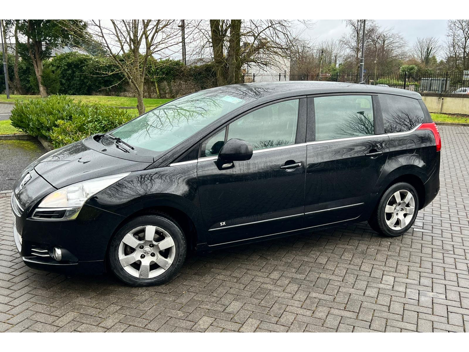 2011 Peugeot 5008 SX 1.6 HDI 112 7S EURO 5 E5 5DR €3,350