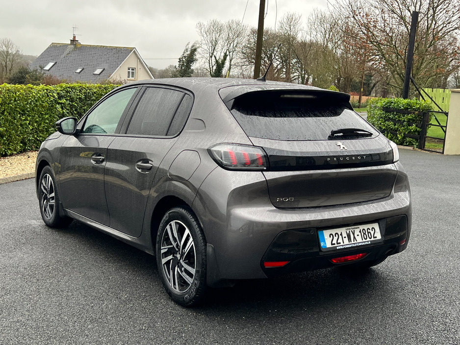 2022 Peugeot 208 1.2 Puretech 100bhp Allure Pack €17,950