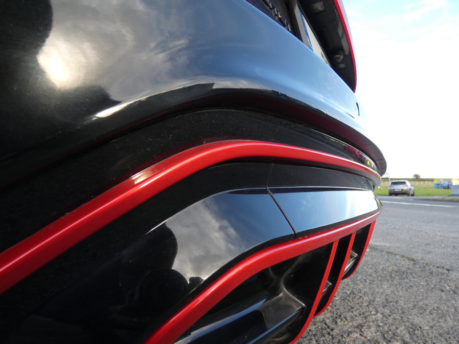 2022 Audi e-tron - image 7