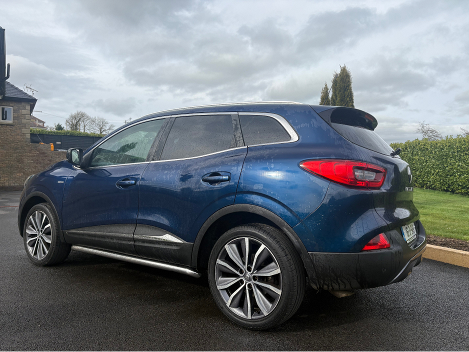 2016 Renault Kadjar - image 5