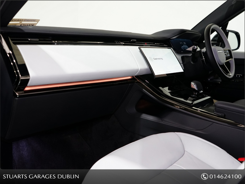 2024 Land Rover Range Rover Sport - image 12