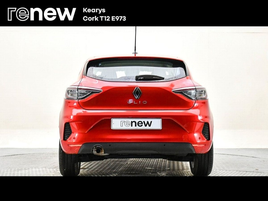 2025 Renault Clio - image 10