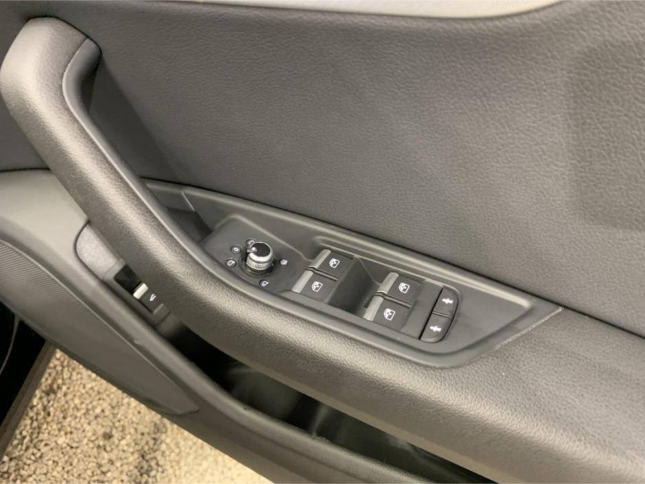 2017 Audi A5 SPORT TDI ULTRA €29,800