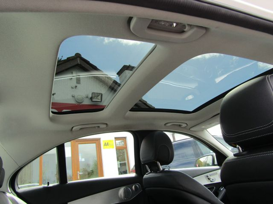 2016 Mercedes-Benz C Class - image 36