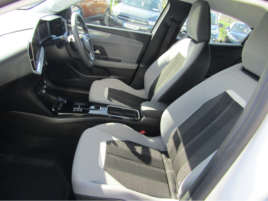 2024 Opel Mokka - image 8