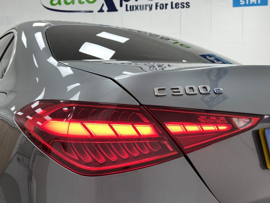 2022 Mercedes-Benz C Class - image 21