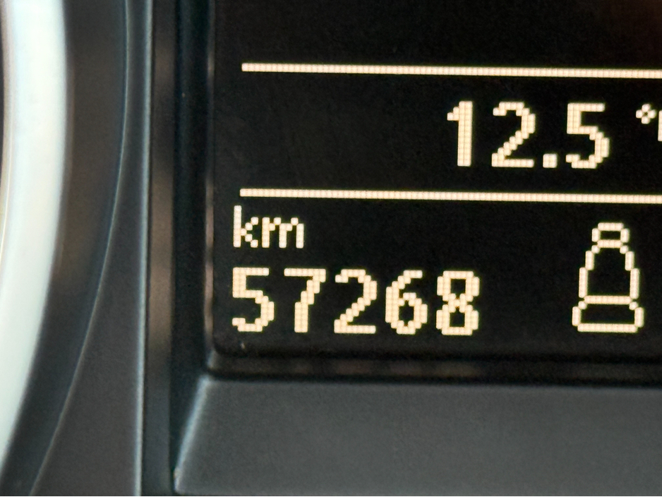 2013 Volkswagen Golf - image 18