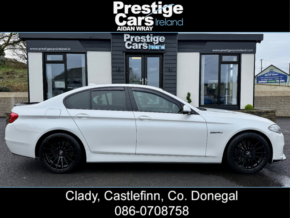 2016 BMW 5 Series - image 10