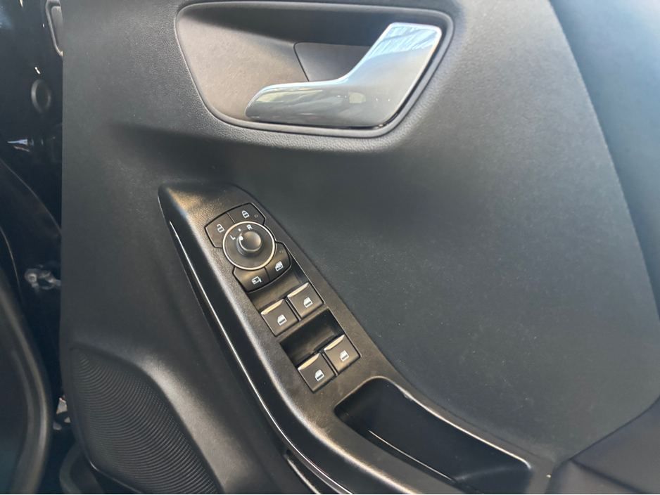 2023 Ford Puma - image 13