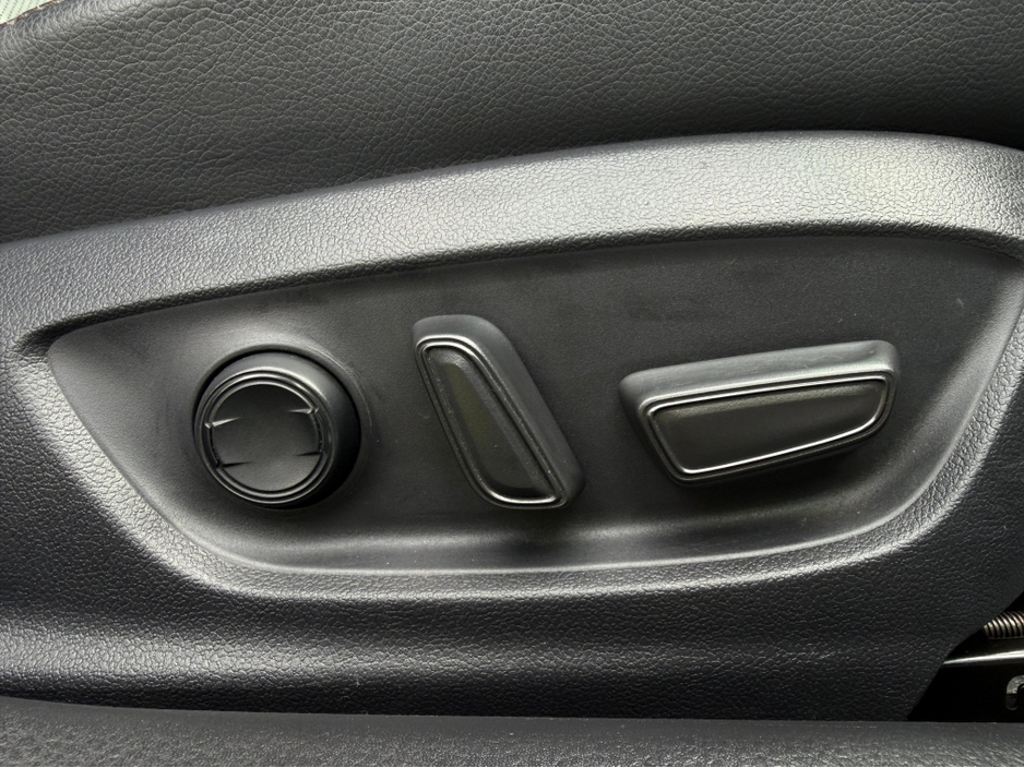 2020 Toyota Camry TOYOTA CAMRY G SPEC- LEATHER PACK 2.5 HYBRID €24,950