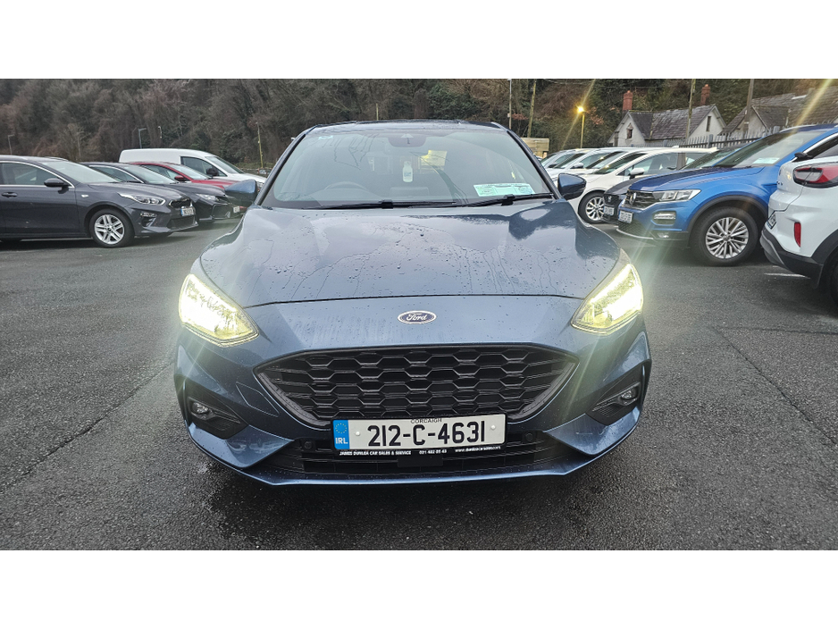 2021 Ford Focus - image 3