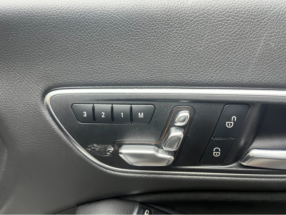 2019 Mercedes-Benz CLA Class €23950 2019 MERCEDES-BENZ CLA180 AMG STYLE 1.6 AUTOMATIC / CRUISE CONTROL / REVERSE CAMERA / ELECTRIC MEMORY & HEATED SEATS / PADDLE SHIFTERS / PANORAMIC SUNROOF / AMBIENT LIGHTS €23,950