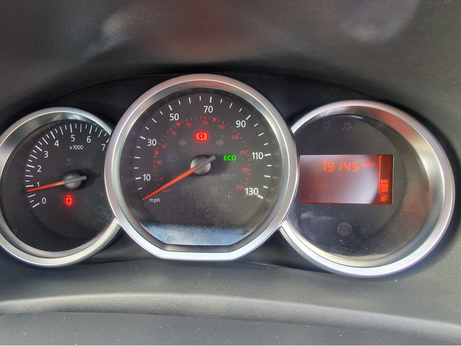 2018 Dacia Sandero - image 14