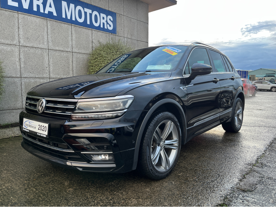2020 Volkswagen Tiguan R-LINE 4MOTION AUTOMATIC 2.0 DIESEL //LOW MILES//HIGH SPEC//HEATED FRONT AND REAR SEATS//HEAD UP DISPLAY//360 PARKING CAMERAS// €34,950