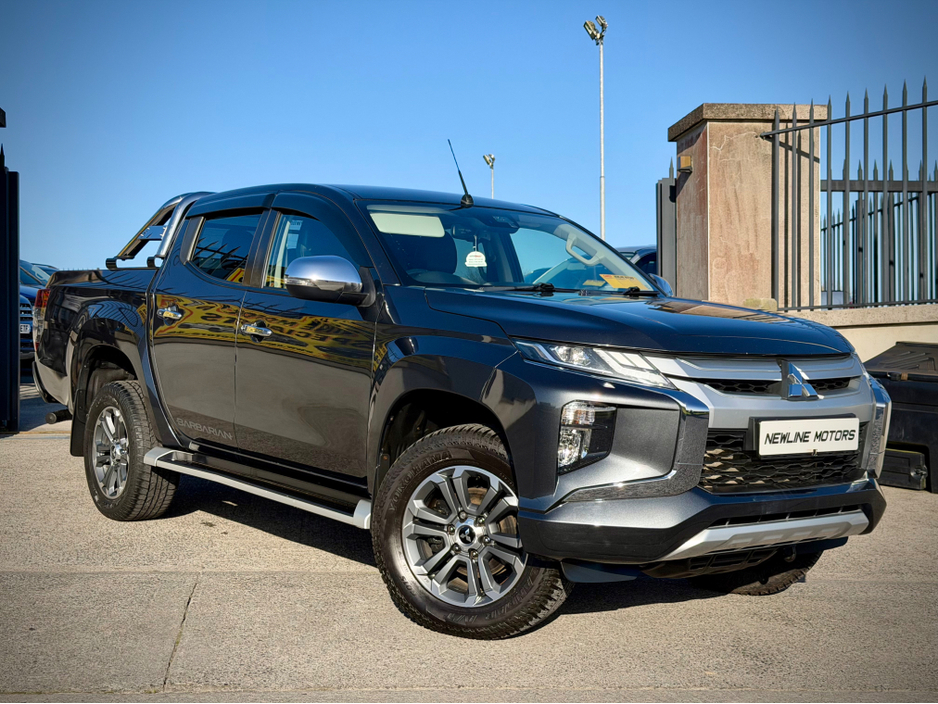 2020 Mitsubishi L200 - image 3