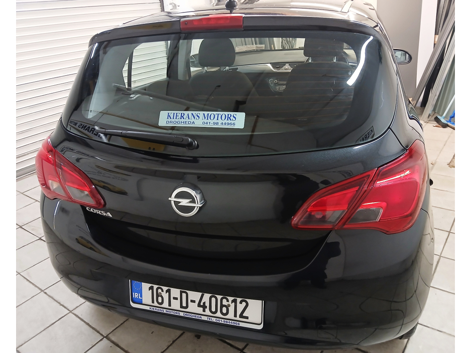 2016 Opel Corsa - image 2
