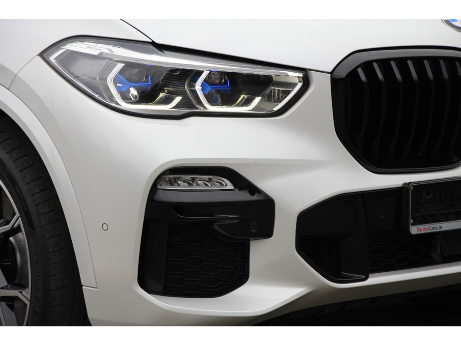 2019 BMW X5 - image 26