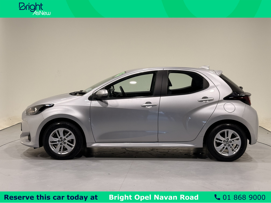 2022 Toyota Yaris 1.0 LUNA 4DR €20,950