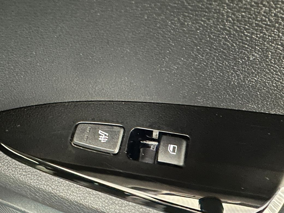 2023 Kia Sportage - image 23