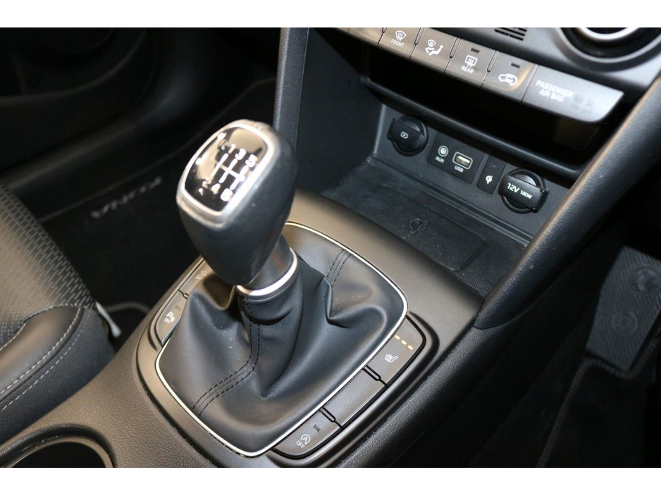 2020 Hyundai Kona - image 15