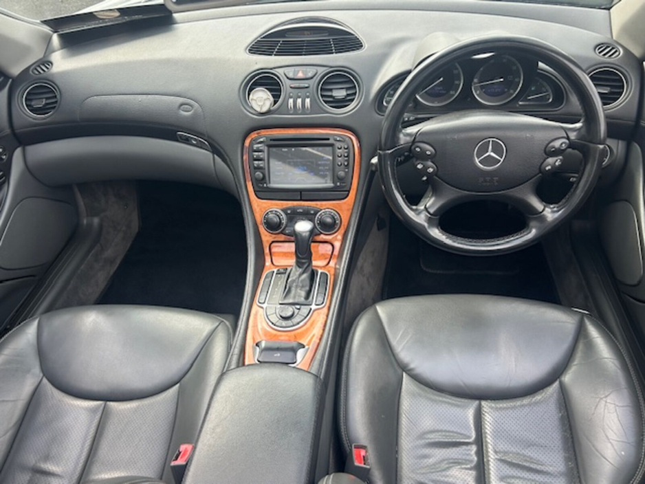 2003 Mercedes-Benz SL Class - image 10