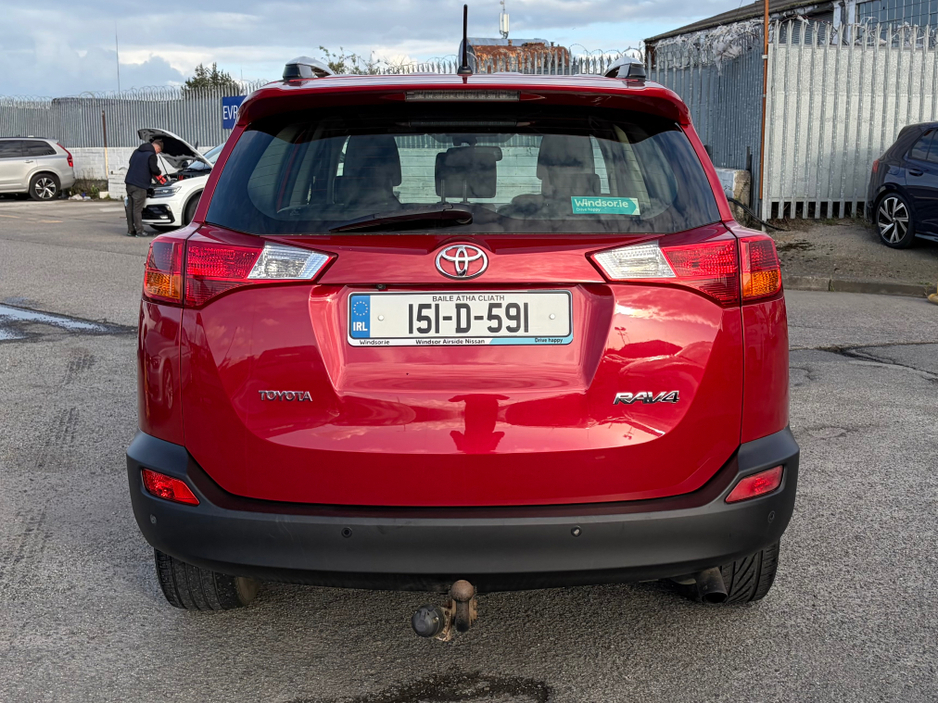 2015 Toyota Rav4 - image 5