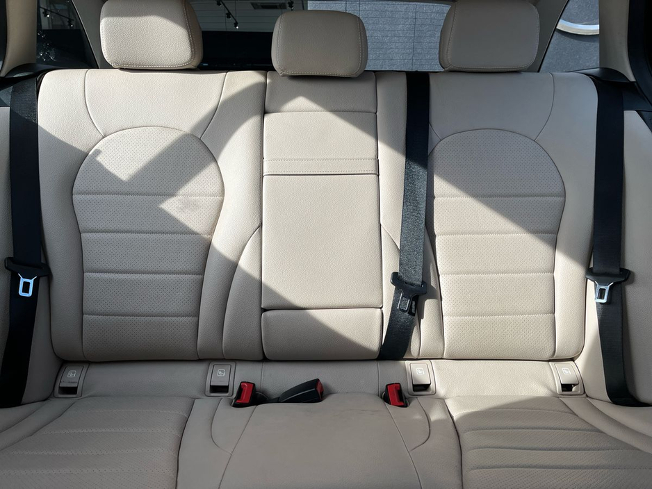 2020 Mercedes-Benz C Class - image 18